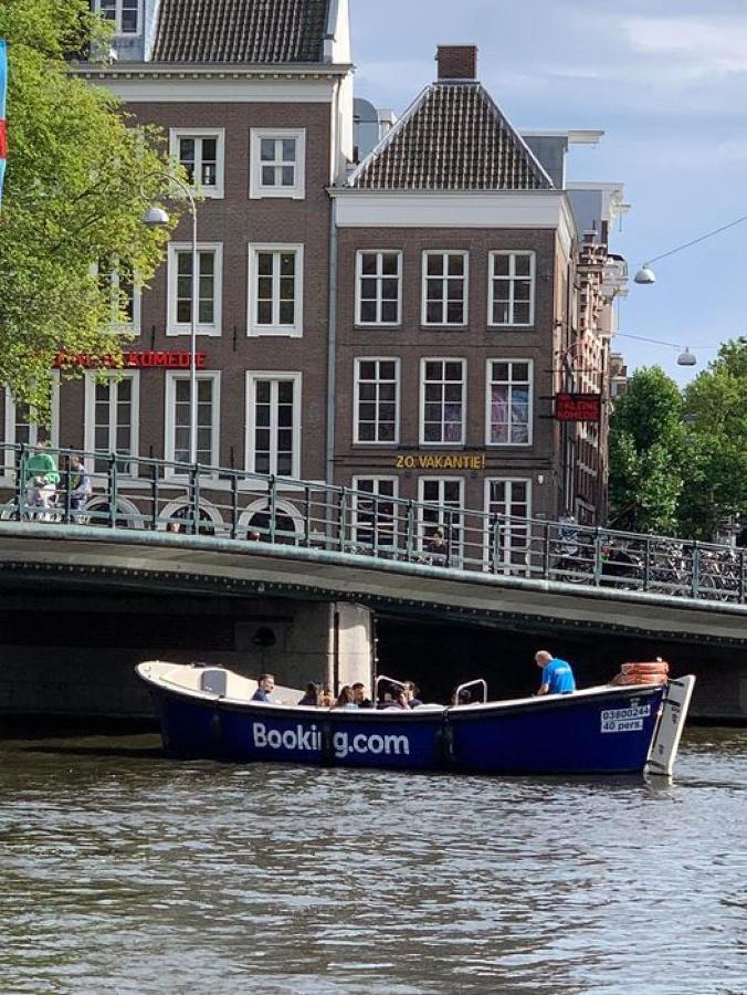 Jo Amsterdam *